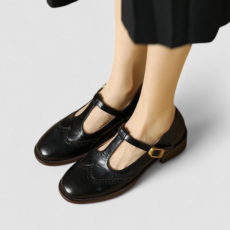 Mirella | Vintage Mary Janes